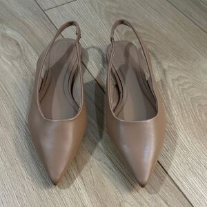H&M Pointed Slingback Flats in Light Brown